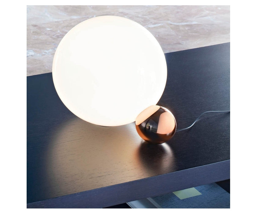 High end Copycat Table Lamp by Flos Casa Design