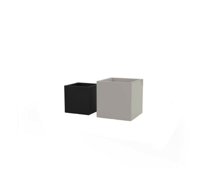 High end Cubo Planter by Vondom Casa Design