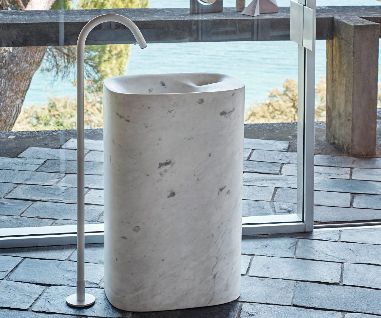 Nivis Washbasin | Agape 