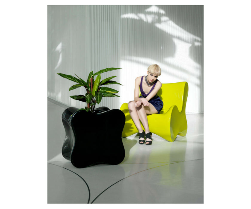 High end Doux Planter by Vondom Casa Design