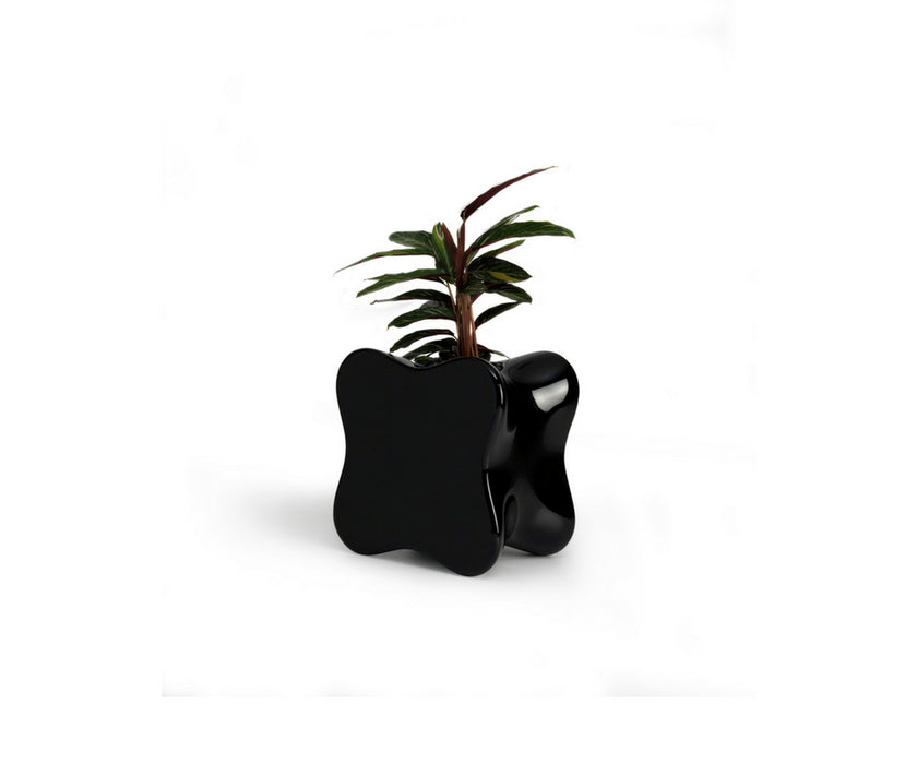 High end Doux Planter by Vondom Casa Design