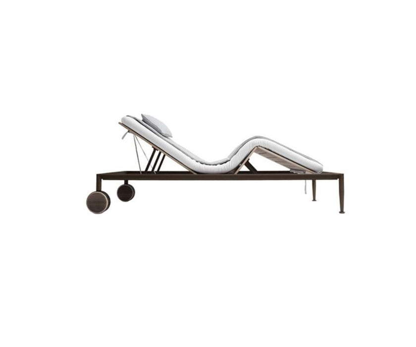 Gea Beach Lounger Giorgetti