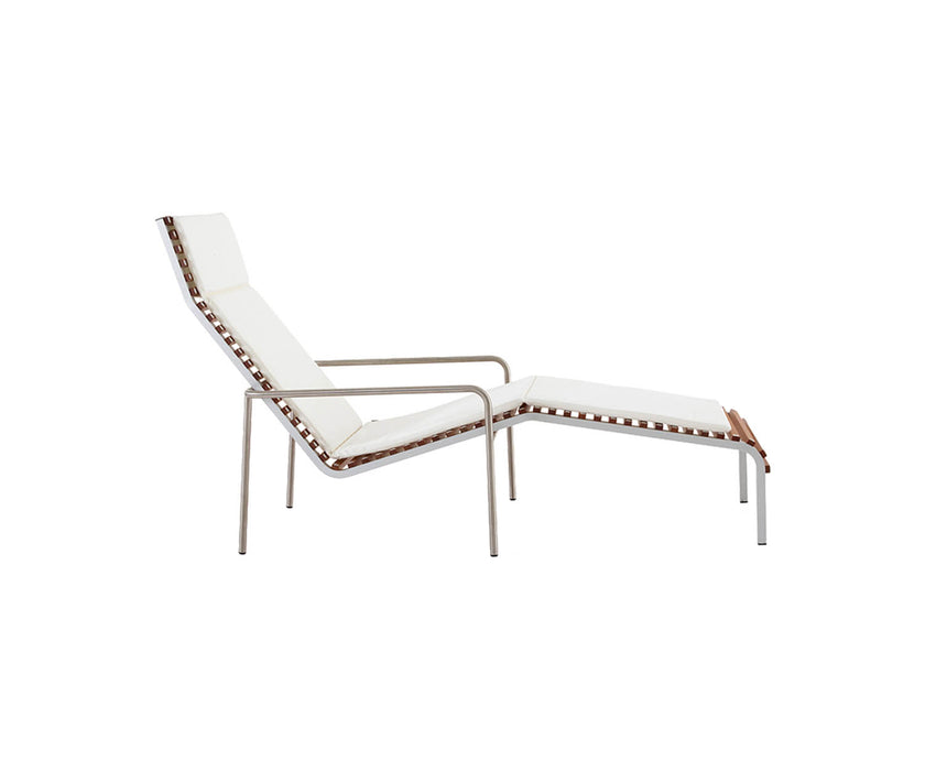 High end Extempore Lounger by Extremis Casa Design