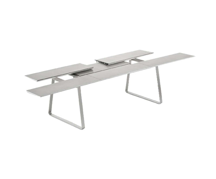 High end Extrados Table by Ego Paris Casa Design