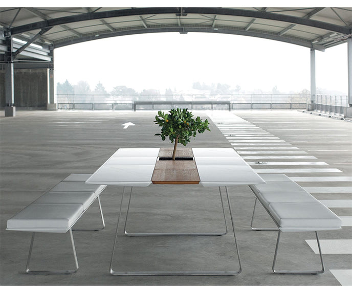 High end Extrados Medium Bench by Ego Paris Casa Design