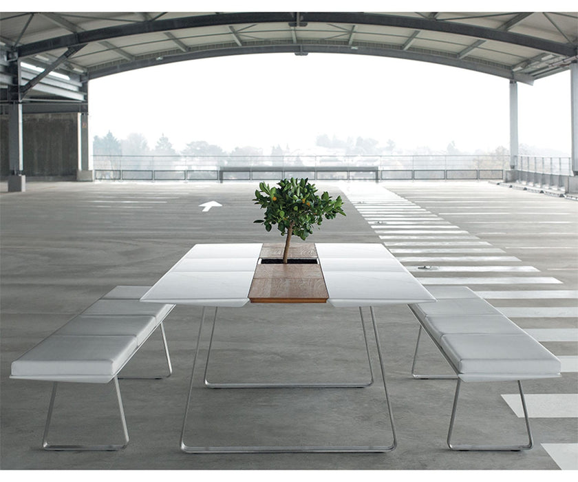 High end Extrados Medium Bench by Ego Paris Casa Design