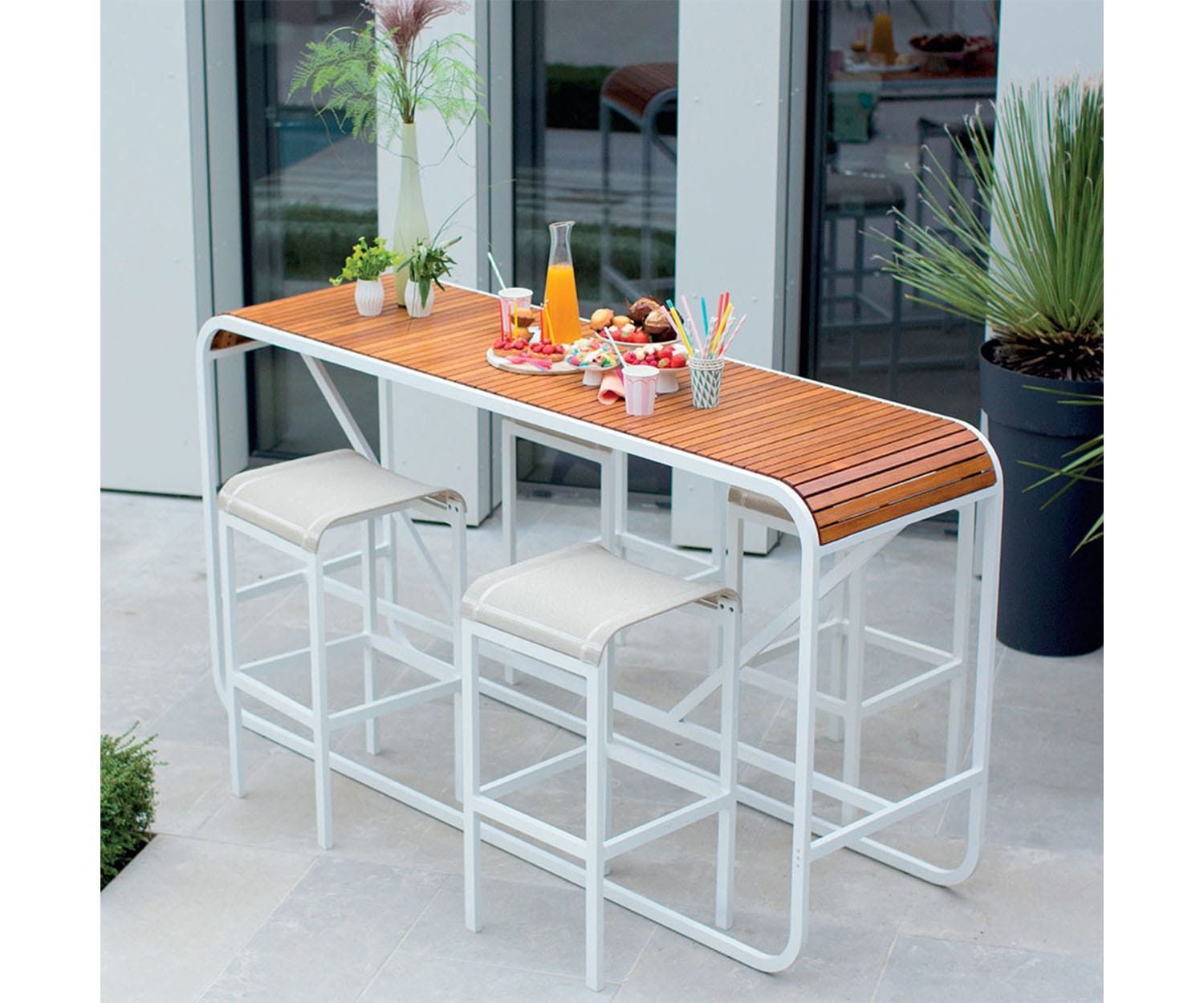 High end Tandem High Table by Ego Paris Casa Design