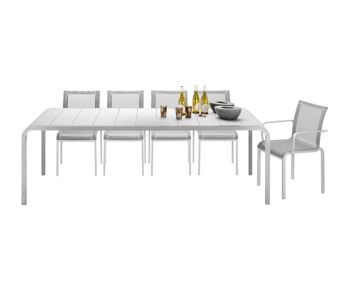 High end Tandem Dining Table 70 by Ego Paris Casa Design