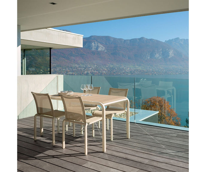 High end Tandem Dining Table 70 by Ego Paris Casa Design