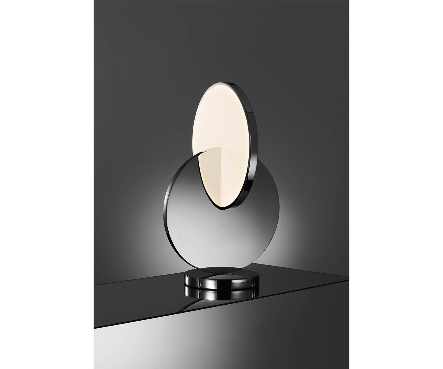 High end Eclipse Table Lamp by Lee Broom Casa Design