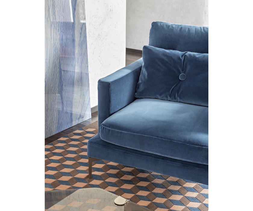 Essential Armchair Saba