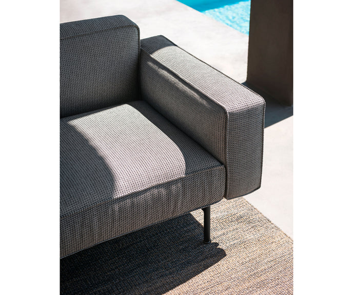 Estendo 2 Seater Sofa I Roda
