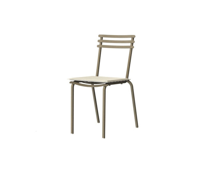 High end Flower Stacking Chair by Ethimo Casa Design