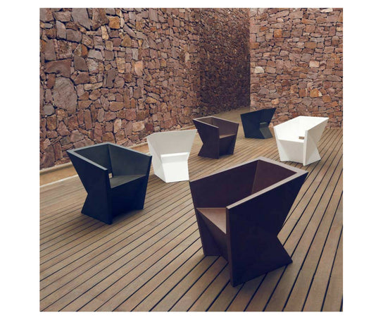 High end Faz Armchair by Vondom Casa Design