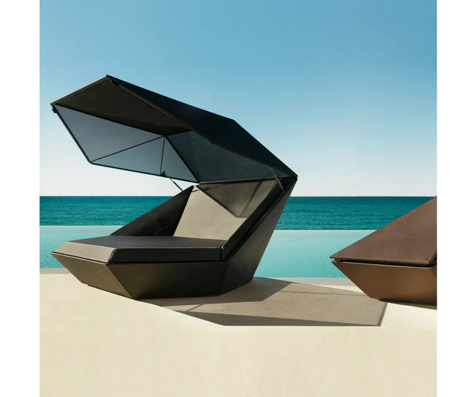 High end Faz Daybed With Parasol by Vondom Casa Design