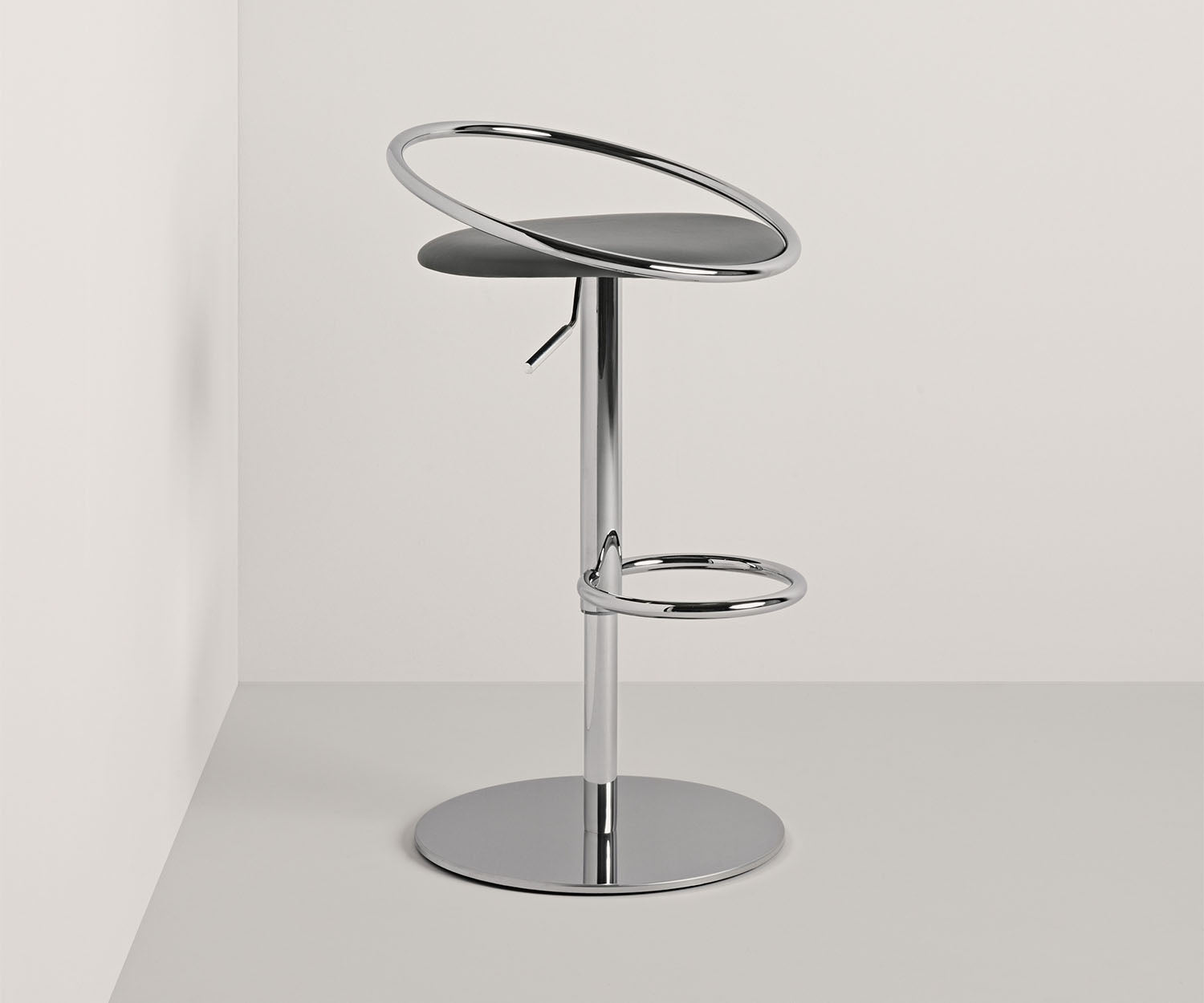 High end Fizzy Leather Back Stool by Frag Casa Design