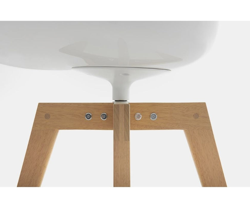 low Indoor/Outdoor Chair Iroko MDF Italia