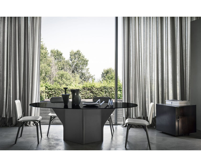 High end Argor 140 Dining Table by Frag Casa Design
