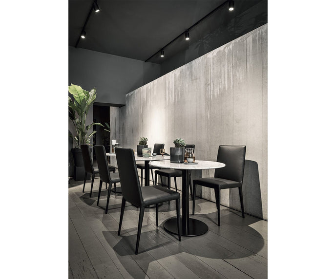 High end Doni Dining Table by Frag Casa Design