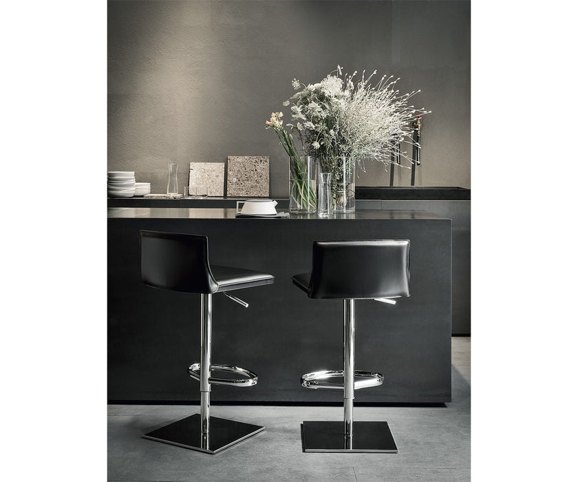 High end Latina CP Stool by Frag Casa Design
