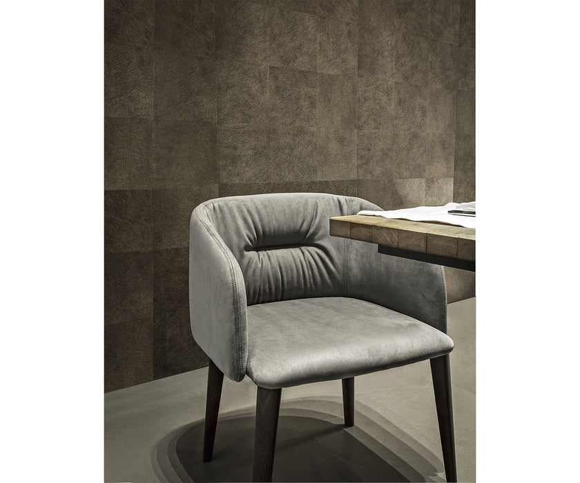 High end Sofy Dining Armchair by Frag Casa Design