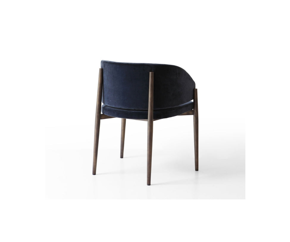 High end Frank Dining Chair by Porro Casa Design