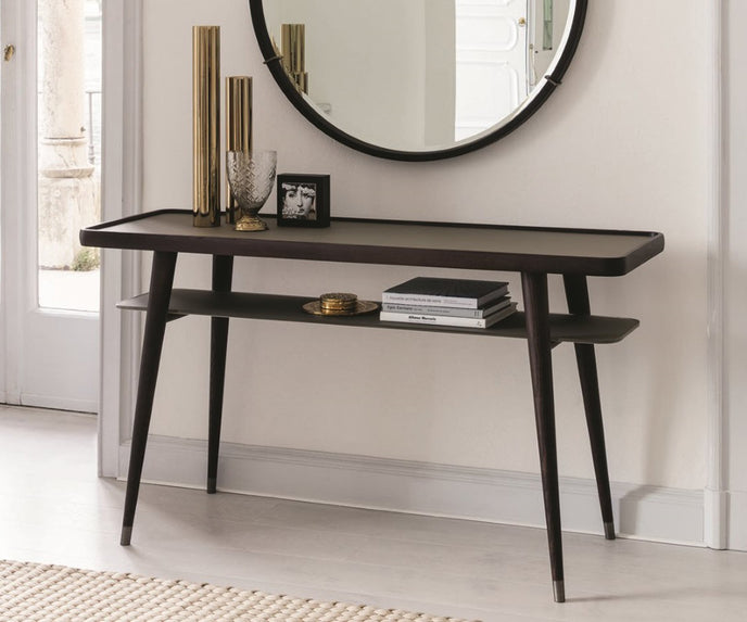 Chantal Console Porada
