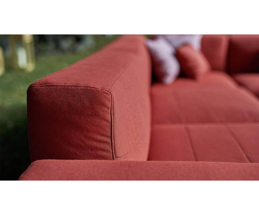 High end Barcode Modular Sofa by Varaschin Casa Design