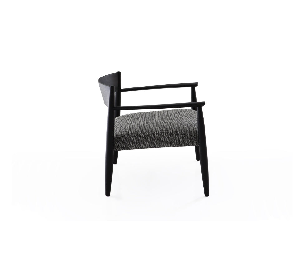 High end Ghiaccio Armchair by Porro Casa Design