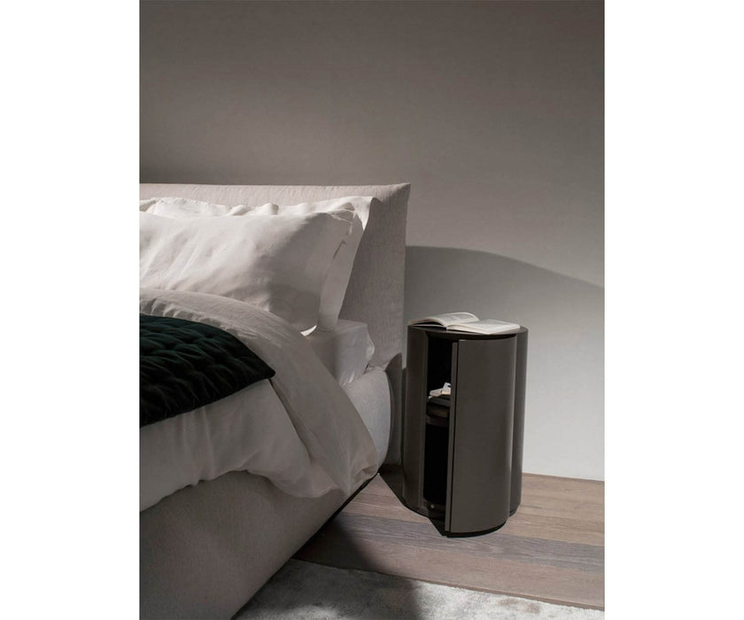 Gong Due Nightstand Meridiani