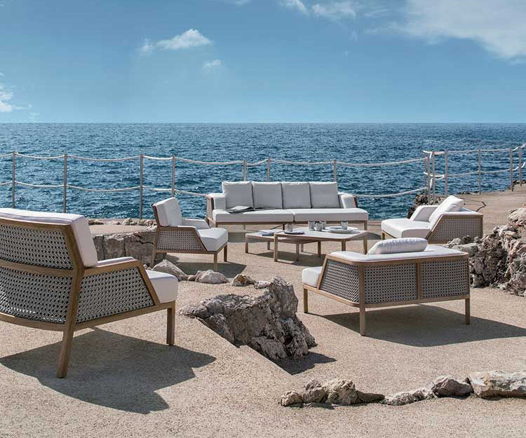 Grand Life XL Sofa I Ethimo