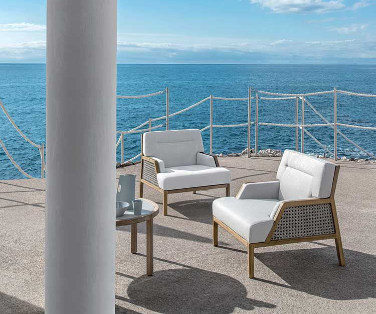 Grand Life Bergère Armchair I Ethimo