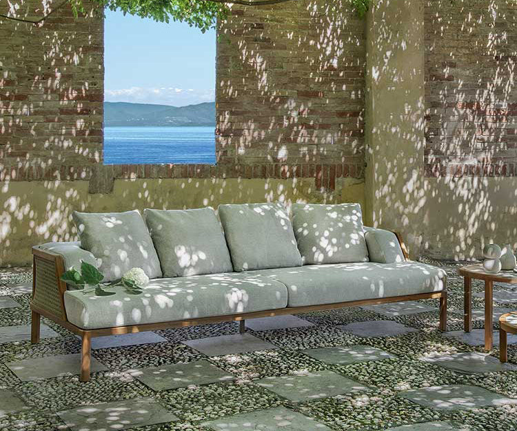 Grand Life XL Sofa I Ethimo
