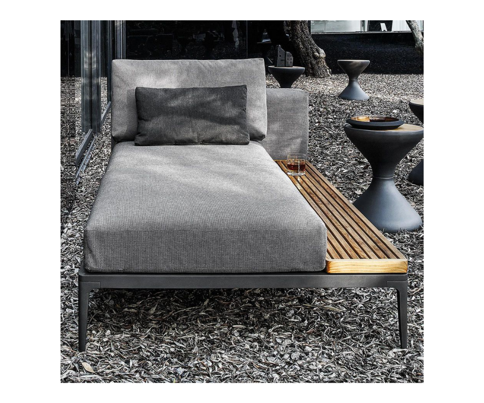 Grid Right Chaise Gloster