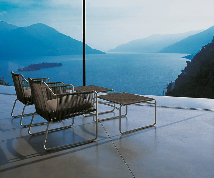 Harp 368 Armchair Roda