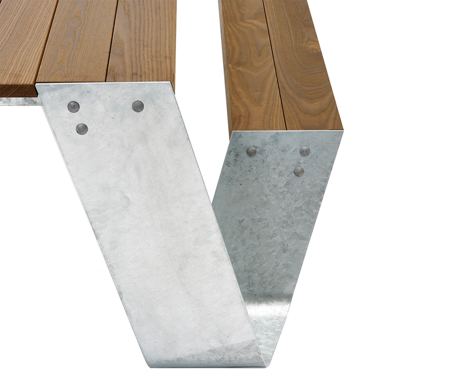 High end Hopper 240 Dining Table by Extremis Casa Design