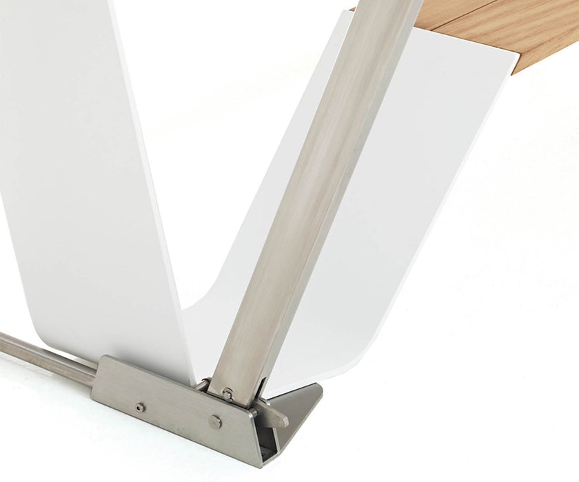 High end Hopper 360 Dining Table by Extremis Casa Design