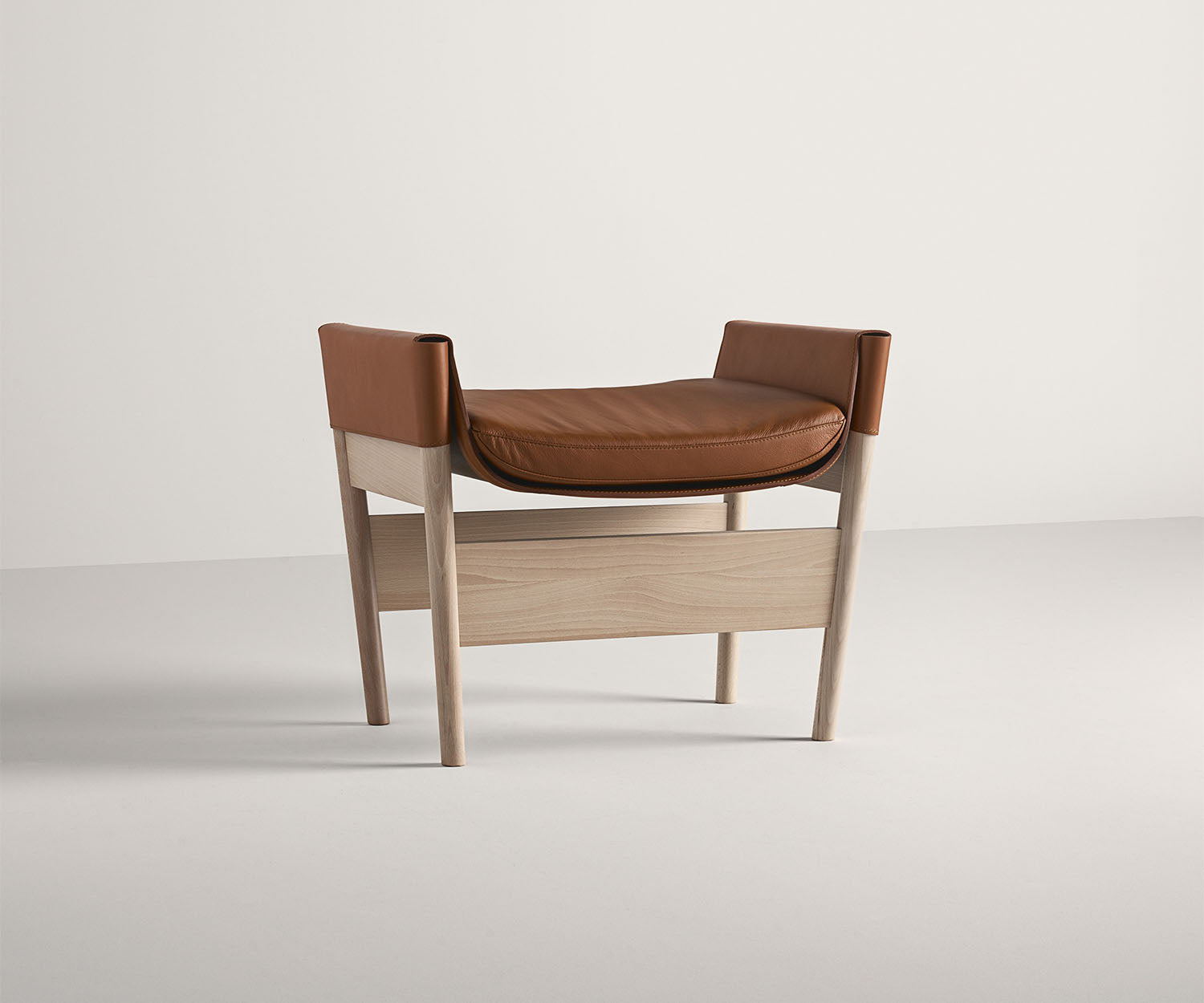 High end Heta Pouf by Frag Casa Design