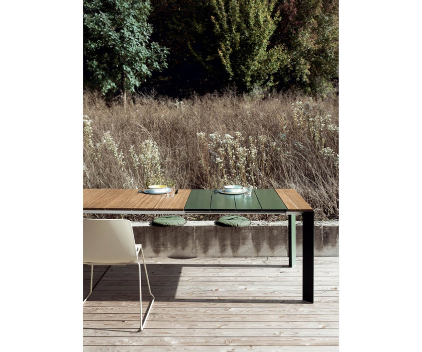 High end Nori Slatted Dining Table by Kristalia Casa Design