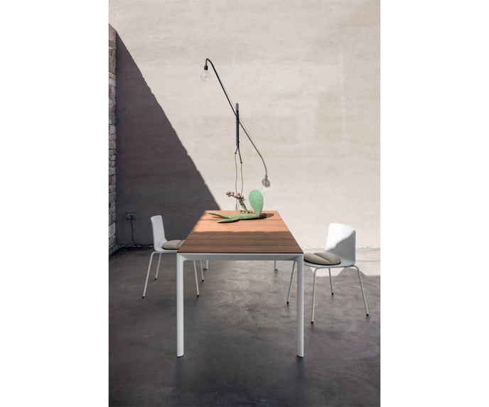 High end Maki Slatted Dining Table by Kristalia Casa Design