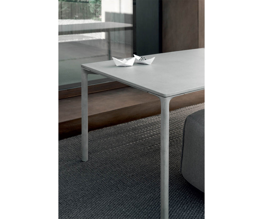 High end Boiacca Dining Table by Kristalia Casa Design