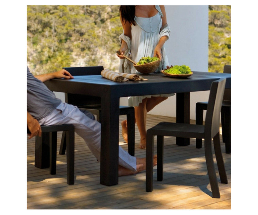 High end Jut Dining Chair by Vondom Casa Design
