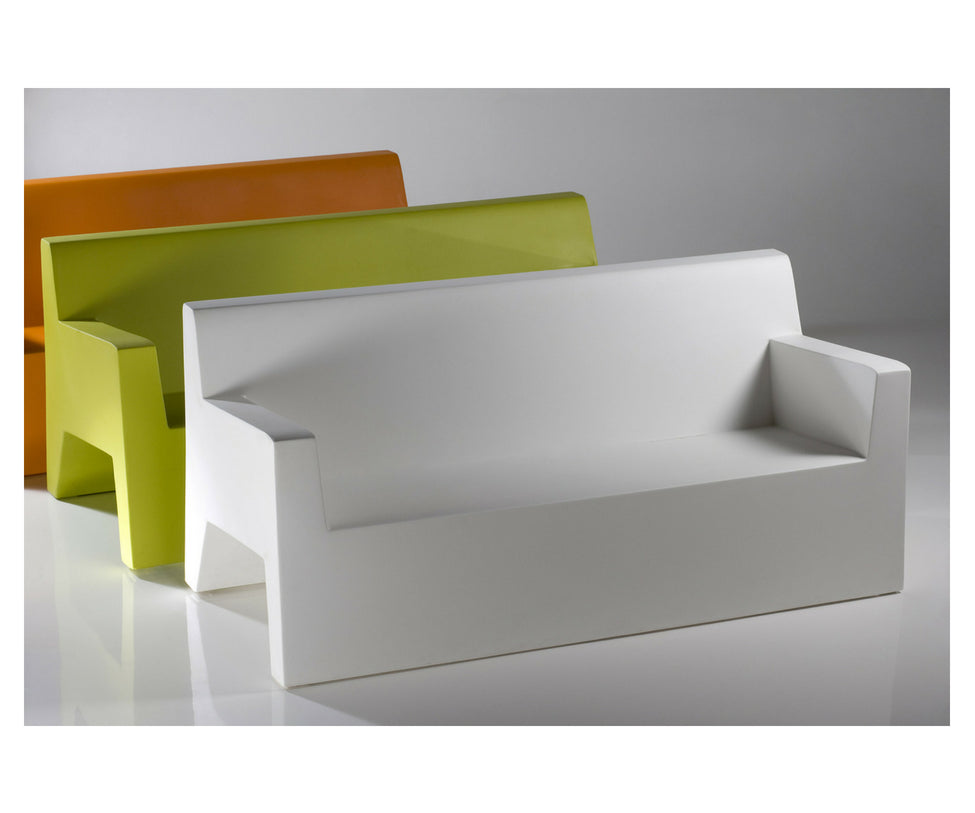 High end Jut Sofa by Vondom Casa Design