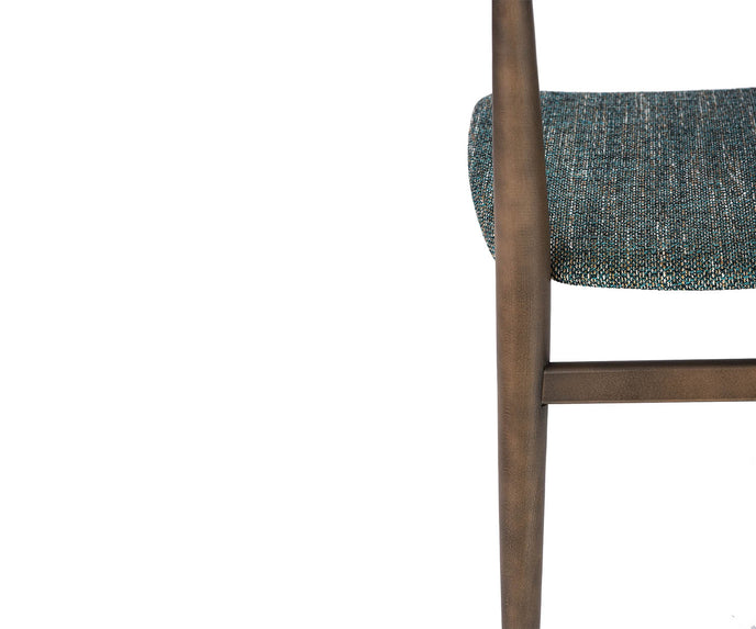 High end Padua Chair by Casa Design Contract Casa Design