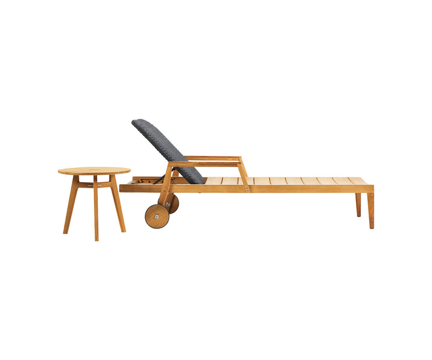 High end Knit Sunlounger by Ethimo Casa Design