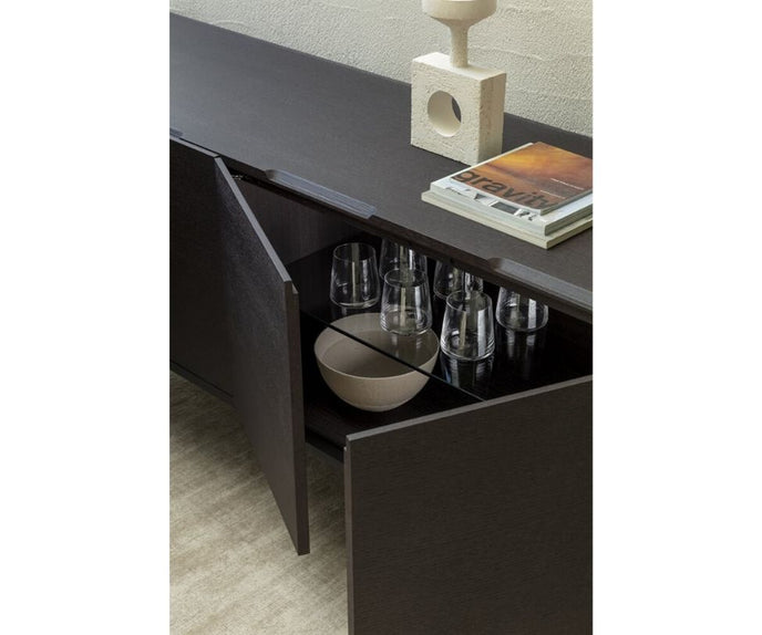 Kanto Sideboard Porada