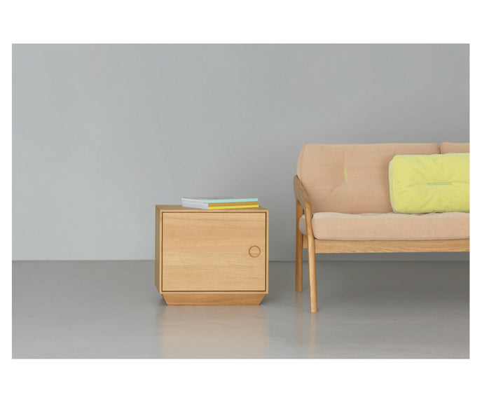 Kin Tiny Nightstand Zeitraum