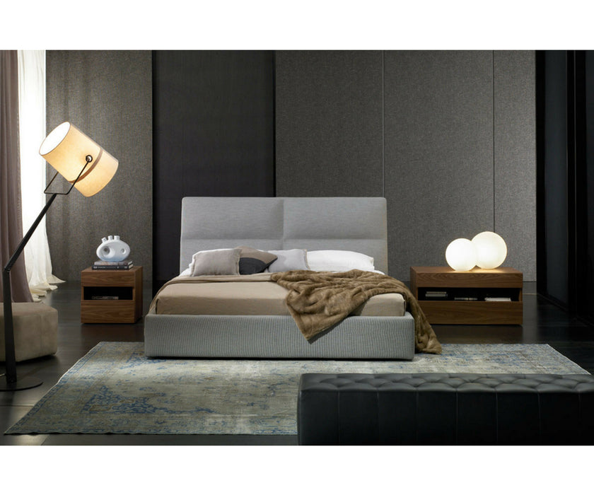 High end Kross Bed by CasaDesús Casa Design