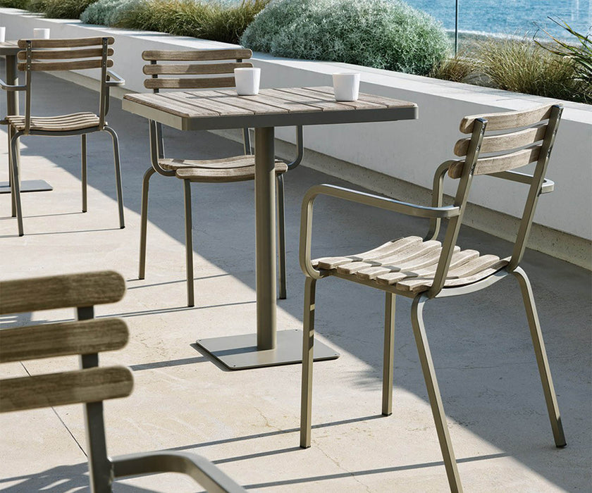 High end Laren Bistro Table Square by Ethimo Casa Design