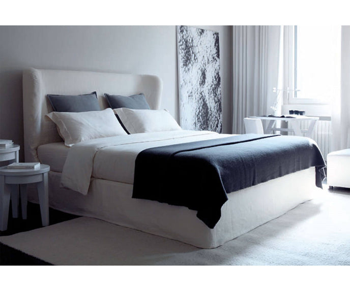 Lauren Ghost Bed Meridiani
